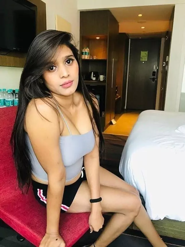 कॉल गर्ल्स सर्विस  संतरामपुर